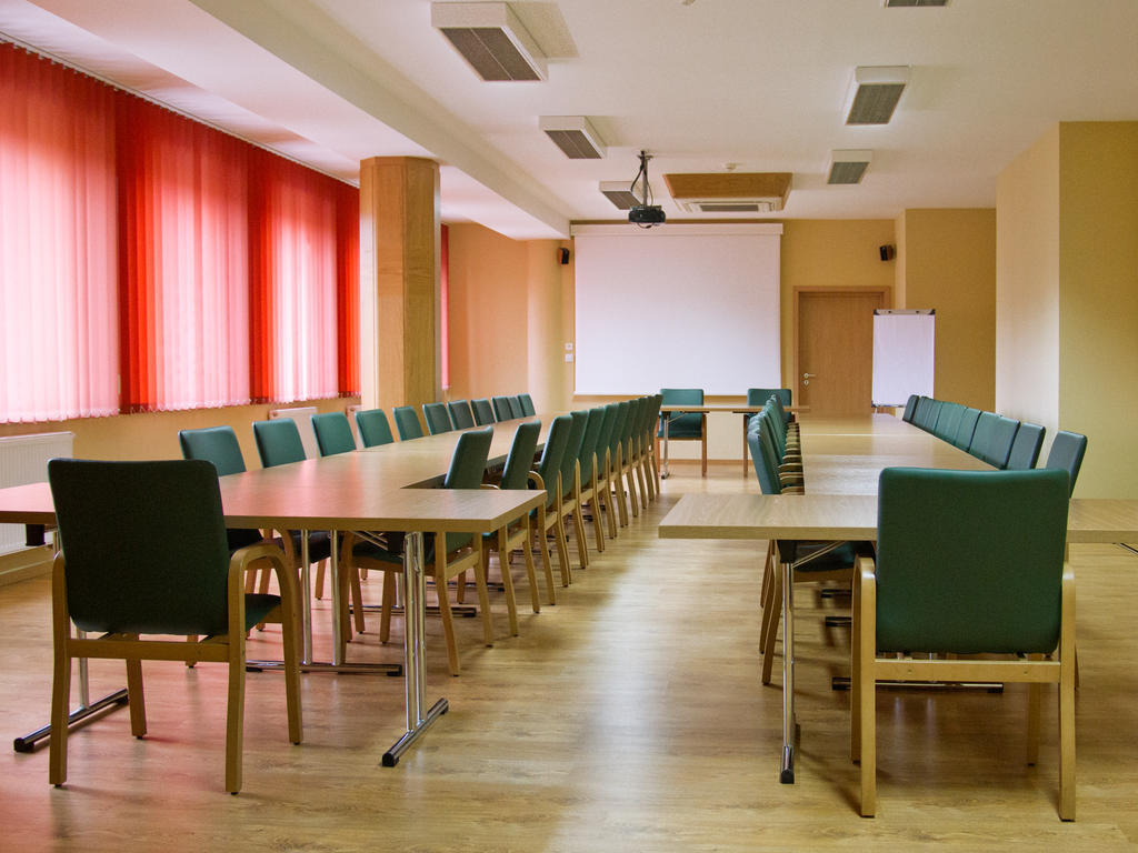 Hotel Labedy グリヴィツェ エクステリア 写真